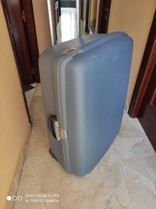 Maleta Samsonite grande de segunda mano por 50 EUR en Sevilla en WALLAPOP