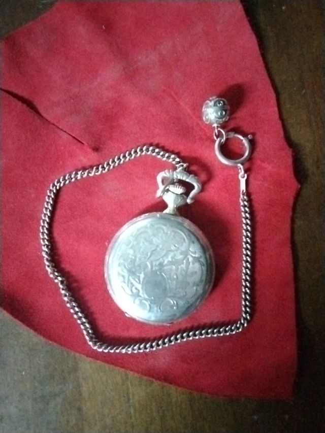 Reloj de bolsillo Festina plata