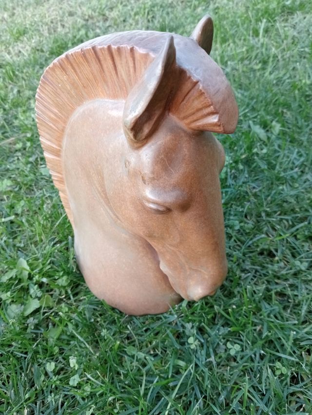 Busto caballo Lladrò