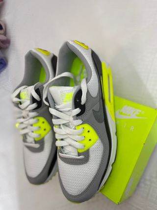 Nike Air Max 90 de segunda mano por 65 EUR en Lugo en WALLAPOP