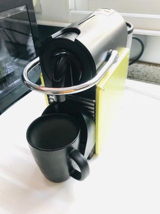 Cafetera Nespresso de segunda mano por 50 EUR en Aldaia en WALLAPOP