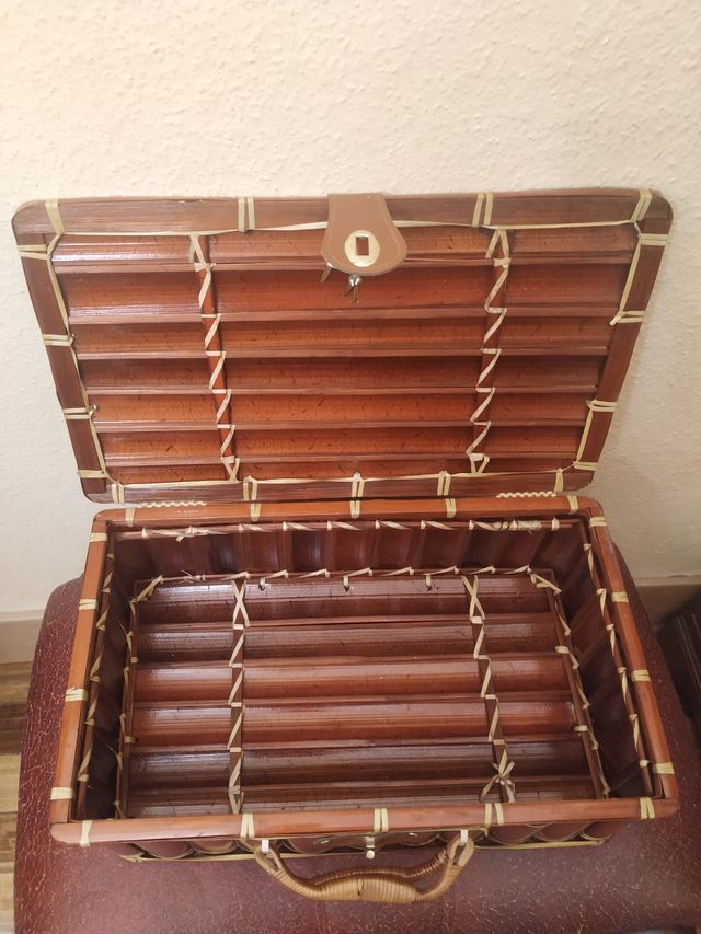 Maletas variadas ( ver fotos y precios, desde)