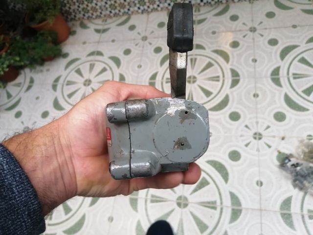 cepo antirrobo coche clásico