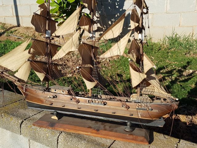 BARCO MADERA ANTIGUO FRagata siglo xvIII