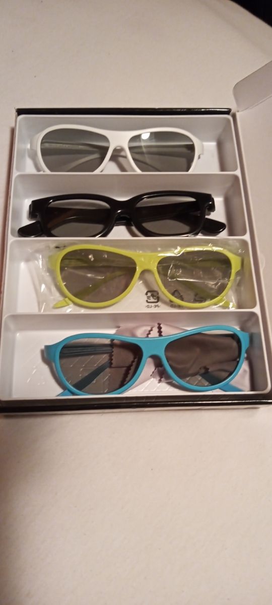 Pack 4 gafas 3D + 2 de regalo