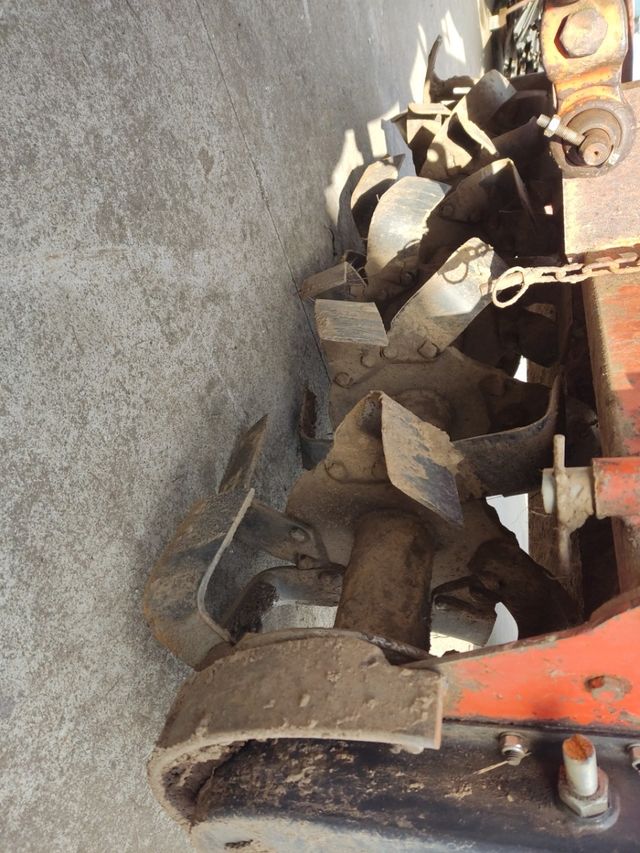 fresa rotovator howard 1.80