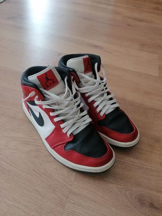 Zapatillas Nike Air Jordan 1 Meet Chicago Toe de segunda mano por 250 EUR  en Barcelona en WALLAPOP