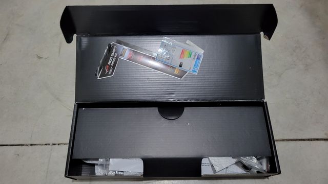 Accesorios para monitor Asus PG35VQ