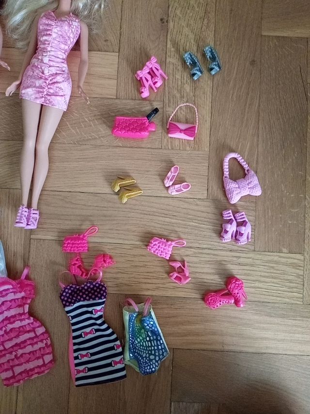 Lote de Barbie Rubia y Morena