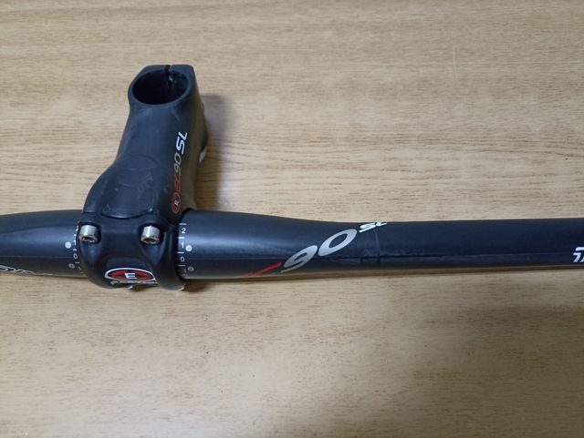 conjunto nuevo carbono mate manillar y potencia