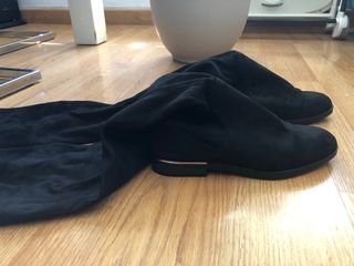 Botas planas XL SLIM de segunda mano por 15 EUR en Alcázar de San Juan en  WALLAPOP