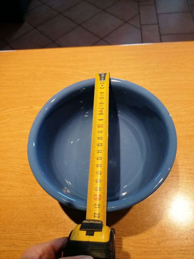 ciotola in ceramica blu diametro 22 cm