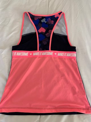 Camiseta deportiva zara niña de segunda mano por 5 EUR en Móstoles en  WALLAPOP
