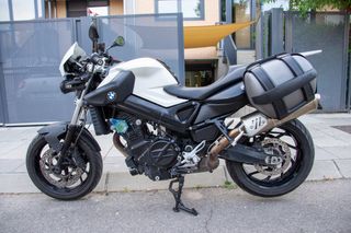 BMW f800r de segunda mano por 4.000 EUR en Paracuellos de Jarama en WALLAPOP