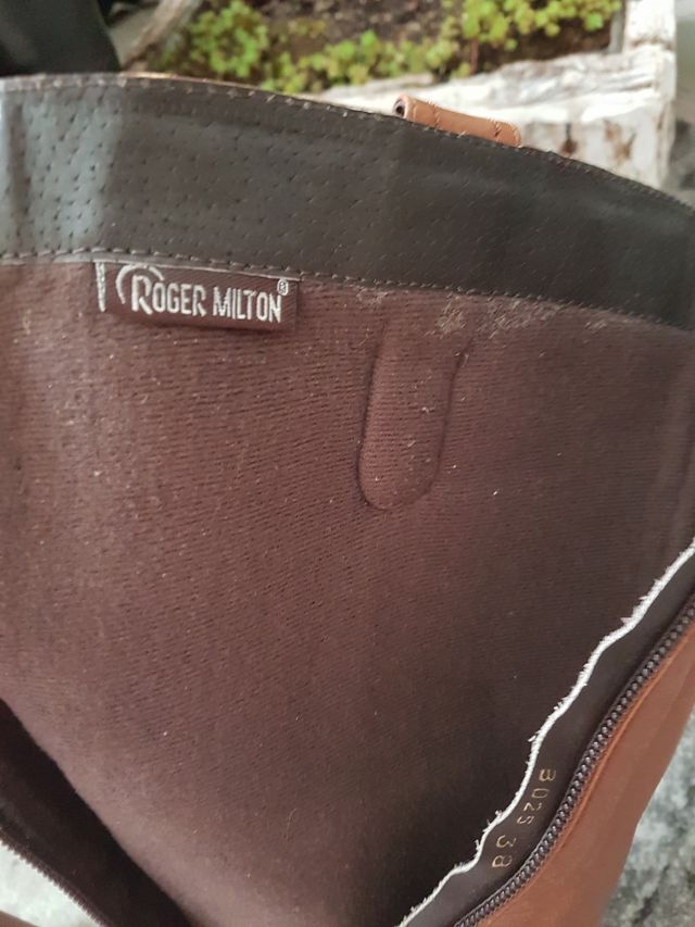 Roger Milton. Botas tacón 38 caño alto marron