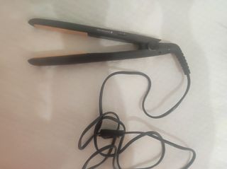 Plancha de pelo Remington de segunda mano por 13 EUR en Linares en WALLAPOP