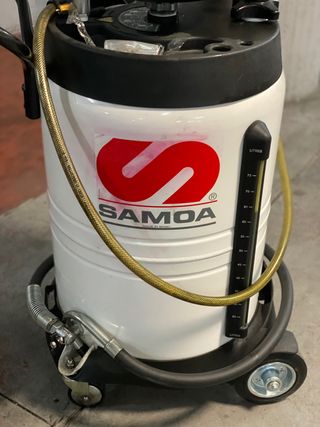 Aspirador de aceite Samoa de segunda mano por 380 EUR en Colmenar Viejo en  WALLAPOP