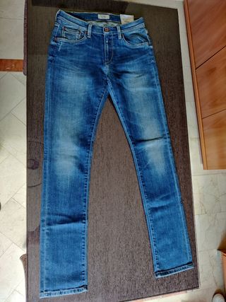 Pantalón vaquero mujer Pepe jeans de segunda mano por 30 EUR en Los Barrios  en WALLAPOP