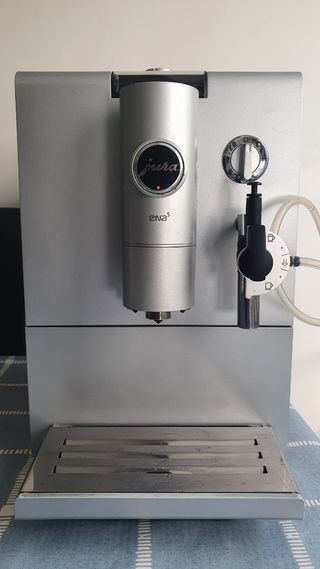 Cafetera jura ena 5 rot red de segunda mano por 190 EUR en Donostia-San  Sebastián en WALLAPOP