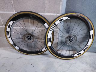 Ruedas hed stinger tubular perfil 50 disco de segunda mano por 450 EUR en  Vilafranca del Penedès en WALLAPOP
