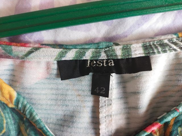 vestido mini tela floral. Nuevo con etiquetas