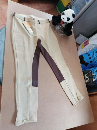 NUEVO pantalón mujer talla 44 beige y marrón de segunda mano por 20 EUR en  Santa Marta en WALLAPOP