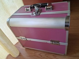 Maletin manicura completo!!! de segunda mano por 42 EUR en Cartagena en  WALLAPOP