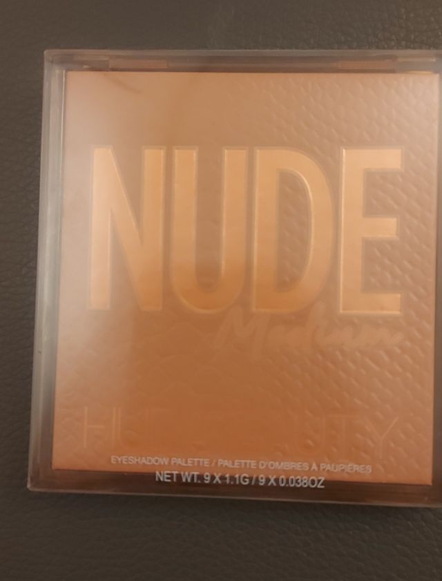 Paleta Huda Beauty Medium