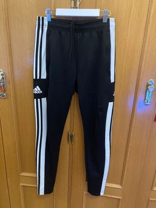 Pantalones Adidas de segunda mano en Colmenar Viejo en WALLAPOP