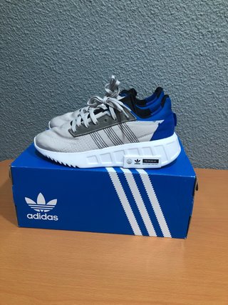 ZAPATILLAS NUEVAS ORIGINALES ADIDAS de segunda mano por 40 EUR en Carlet en  WALLAPOP