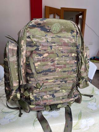Mochila militar Altus de segunda mano en WALLAPOP