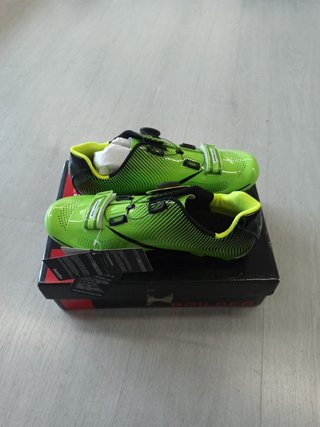 ZAPATILLAS MTB de segunda mano por 25 EUR en Usansolo en WALLAPOP