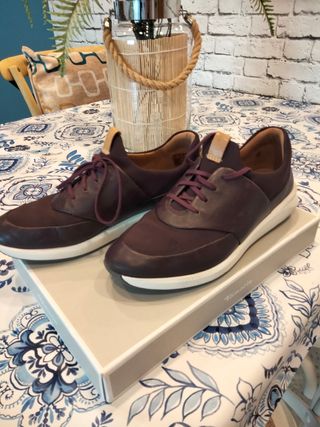 Zapatillas Clarks mujer de segunda mano por 20 EUR en Sevilla en WALLAPOP