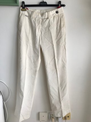 Pantalon pana mujer de segunda mano por 10 EUR en Córdoba en WALLAPOP