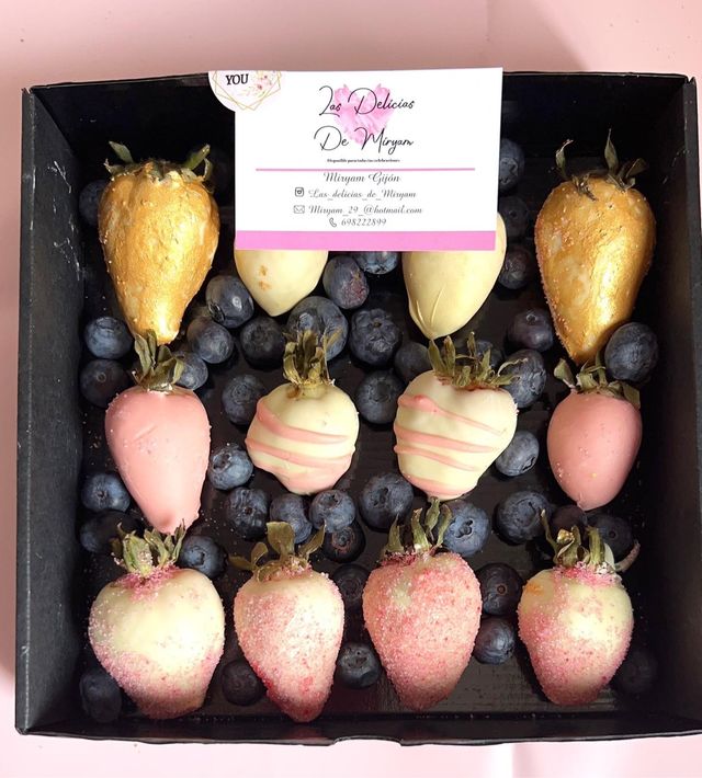 Ramos de fresas con chocolate o corazón sorpresa