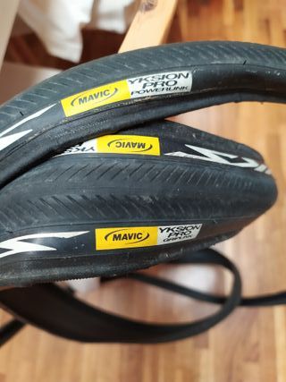 Cubiertas Mavic Yksion Pro Powerlink 700 x 23C de segunda mano por 40 EUR  en El Masnou en WALLAPOP