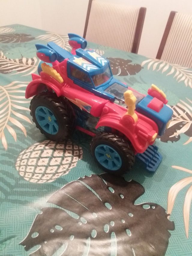 Superzin camion, Black friday.