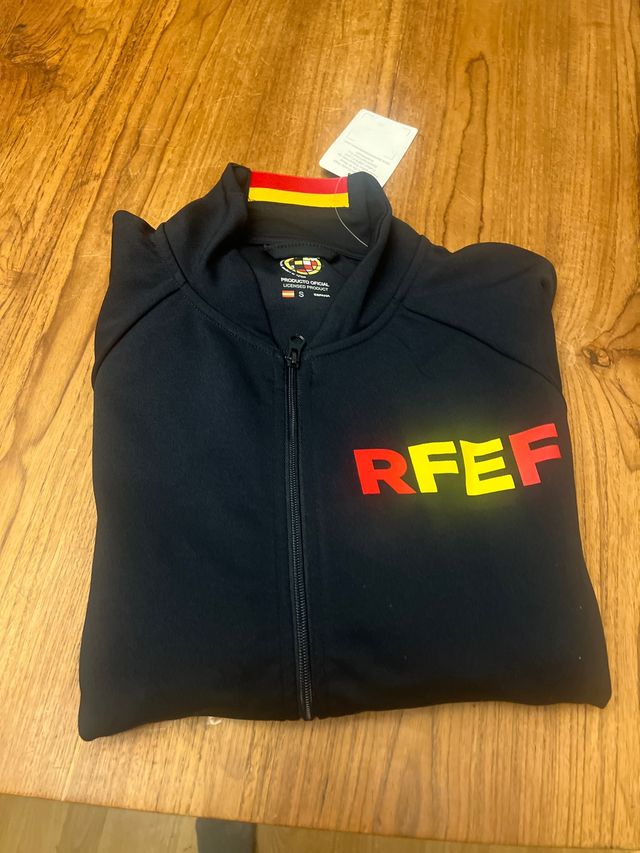 Sudadera con cremallera españa nueva