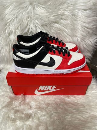 Nike Dunk Low EMA NBA 75th Aniversario Chica de segunda mano por 120 EUR en  Elche en WALLAPOP