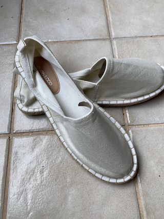 Alpargatas talla 42 de segunda mano por 10 EUR en Castellón de la Plana en  WALLAPOP