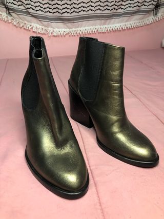 Botines dorado metálico zara woman 36 mujer de segunda mano por 6 EUR en  Madrid en WALLAPOP