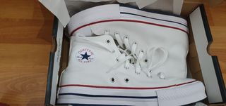 Converse plataforma 3 cm talla 38 de segunda mano por 55 EUR en Alcorcón en  WALLAPOP