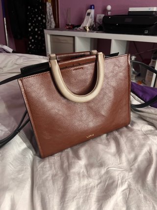 Bolso de piel, Parfois de segunda mano por 10 EUR en Barakaldo en WALLAPOP