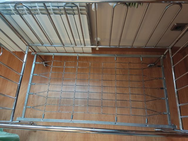 CUNA ANTIGUA PRECIOSA