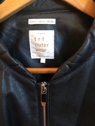 Cazadora polipiel mujer ZARA. de segunda mano por 12 EUR en Cuenca en  WALLAPOP