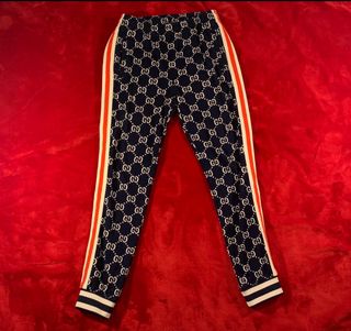 Chandal gucci jacquard gg de segunda mano por 400 EUR en Barcelona en  WALLAPOP