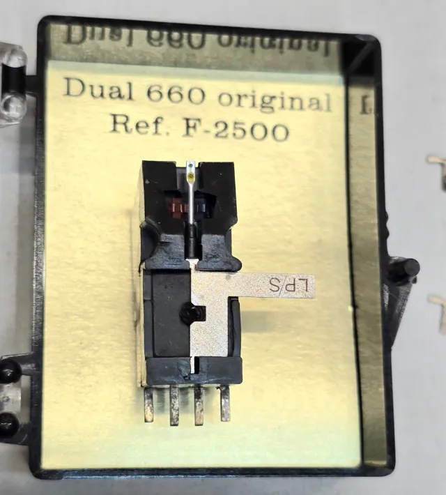 AGUJAS CÁPSULAS VINILOS TOCADISCOS GRAN VARIEDAD