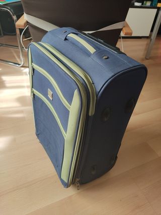 Maleta cabina Ryanair Vueling easyJet 10 euros de segunda mano por 10 EUR  en Barcelona en WALLAPOP