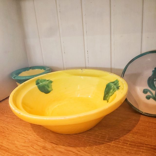 FUENTE RECIPIENTE CERÁMICA ANTIGUO