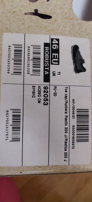 Zapatos de seguridad Robusta Acebo CM S1+SRC 46 de segunda mano por 10 EUR  en Murcia en WALLAPOP